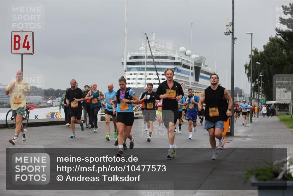13.09.2026 - Kiel Lauf Andreas Tolksdorf http://msf.ph/oto/10477573 13.09.2026 11:50:42 Kiellinie 4, 7037, 1548, 7626, 12606, 3371, 31, 7038 meine-sportfotos.de