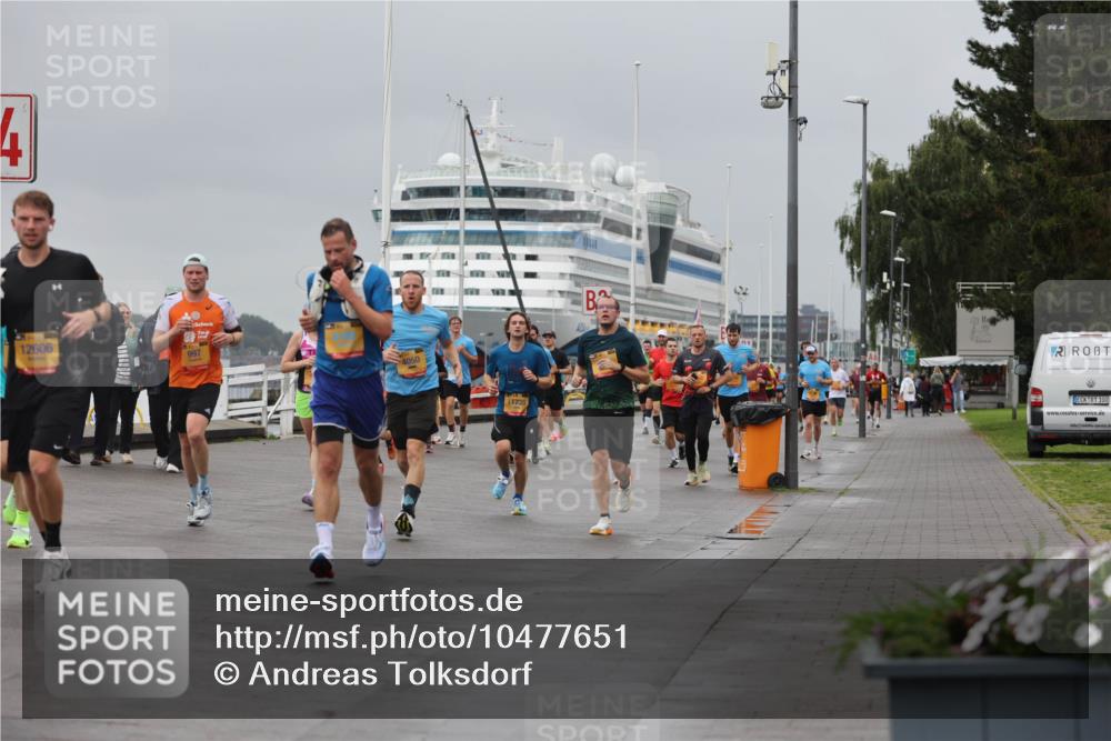 13.09.2026 - Kiel Lauf Andreas Tolksdorf http://msf.ph/oto/10477651 13.09.2026 11:50:47 Kiellinie 4, 12606, 997, 4050, 11735, 100 meine-sportfotos.de