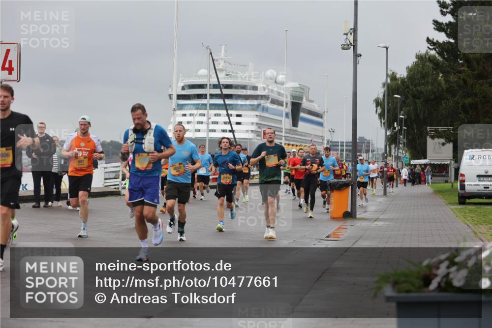 13.09.2026 - Kiel Lauf Andreas Tolksdorf http://msf.ph/oto/10477661 13.09.2026 11:50:47 Kiellinie 4, 606, 997, 4050, 11735, 1, 10 meine-sportfotos.de