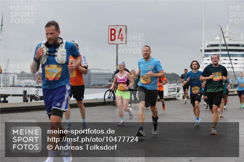 13.09.2026 - Kiel Lauf Andreas Tolksdorf http://msf.ph/oto/10477724 13.09.2026 11:50:49 Kiellinie 997, 4, 2686, 4050, 11735 meine-sportfotos.de