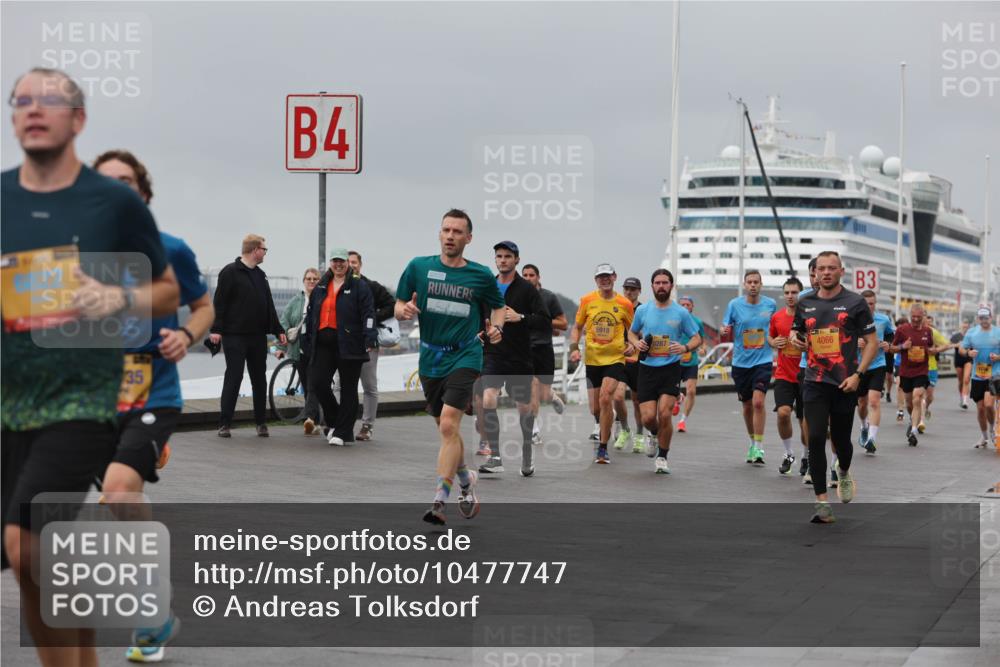 13.09.2026 - Kiel Lauf Andreas Tolksdorf http://msf.ph/oto/10477747 13.09.2026 11:50:52 Kiellinie 35, 4, 5918, 0287, 4066, 3 meine-sportfotos.de