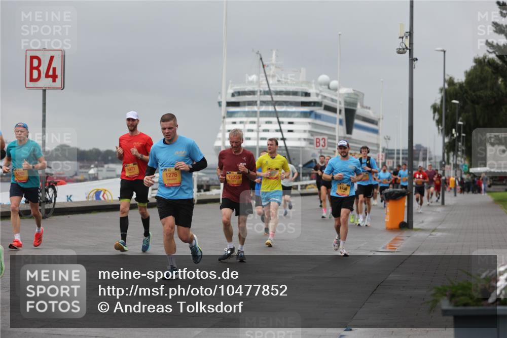 13.09.2026 - Kiel Lauf Andreas Tolksdorf http://msf.ph/oto/10477852 13.09.2026 11:50:57 Kiellinie 5852, 4, 5971, 1276, 12235, 3, 1756 meine-sportfotos.de