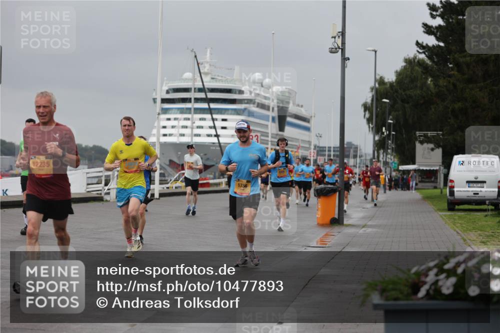 13.09.2026 - Kiel Lauf Andreas Tolksdorf http://msf.ph/oto/10477893 13.09.2026 11:51:00 Kiellinie 12235, 1756, 3 meine-sportfotos.de