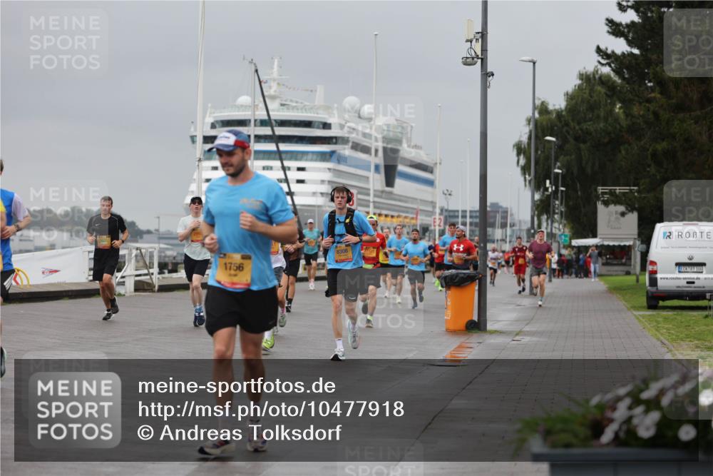 13.09.2026 - Kiel Lauf Andreas Tolksdorf http://msf.ph/oto/10477918 13.09.2026 11:51:01 Kiellinie 8308, 1756, 100 meine-sportfotos.de
