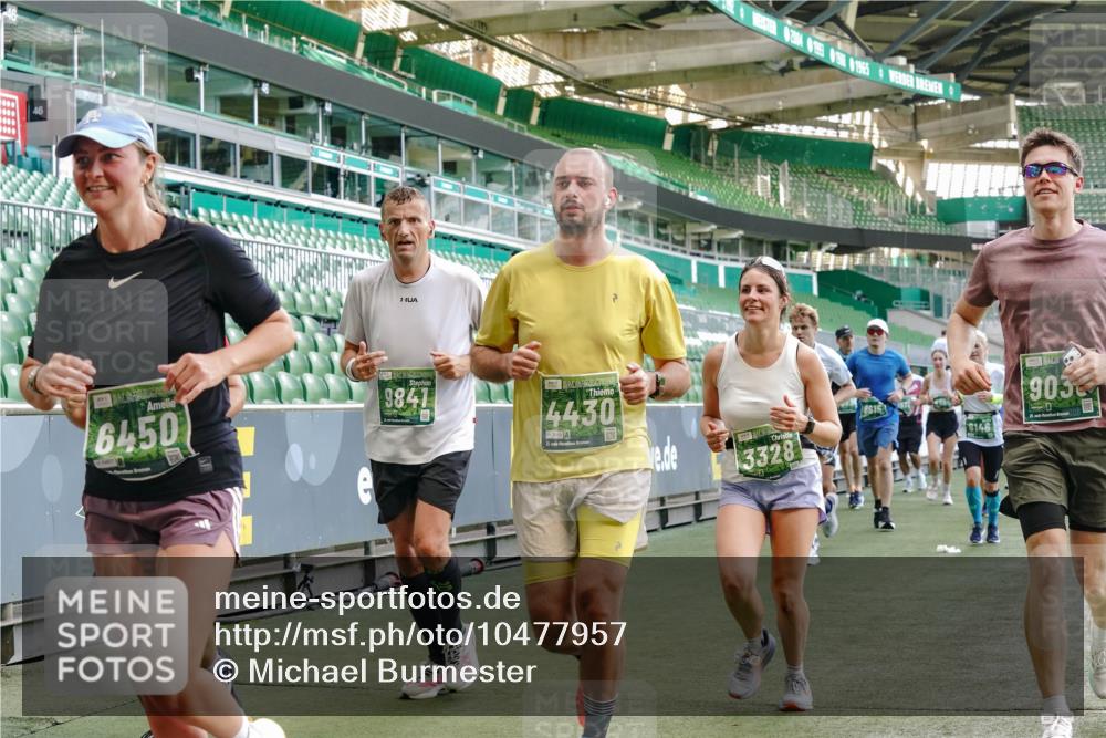 13.09.2026 - 21. swb-Marathon Bremen Michael Burmester http://msf.ph/oto/10477957 13.09.2026 13:17:41 Laufen im Stadion 134, 153, 267, 271, 311, 404, 449, 546, 588, 732, 753, 837, 990, 1057, 1185, 1312, 1424, 1425, 1465, 1539, 1790, 1813, 1825, 1844, 1868, 1987, 2056, 2067, 2096, 2123, 2259, 2357, 2358, 2363, 2381, 2389, 2419, 2532, 2550, 2562, 2586, 2601, 2614, 2647, 2655, 2778, 2797, 2821, 2849, 2857, 2880, 2893, 2974, 2984, 2996, 2999, 3096, 3100, 3104, 3146, 3180, 3195, 3210, 3213, 3314, 3337, 3366, 3387, 3421, 3431, 3476, 3479, 3501, 3506, 3537, 3548, 3633, 3654, 3740, 4478 meine-sportfotos.de