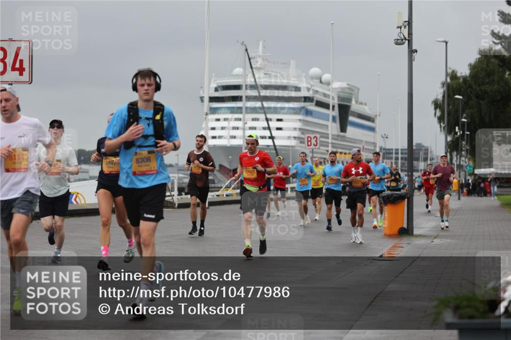 13.09.2026 - Kiel Lauf Andreas Tolksdorf http://msf.ph/oto/10477986 13.09.2026 11:51:05 Kiellinie 34, 5111, 1941, 8308, 12422, 3, 1224 meine-sportfotos.de