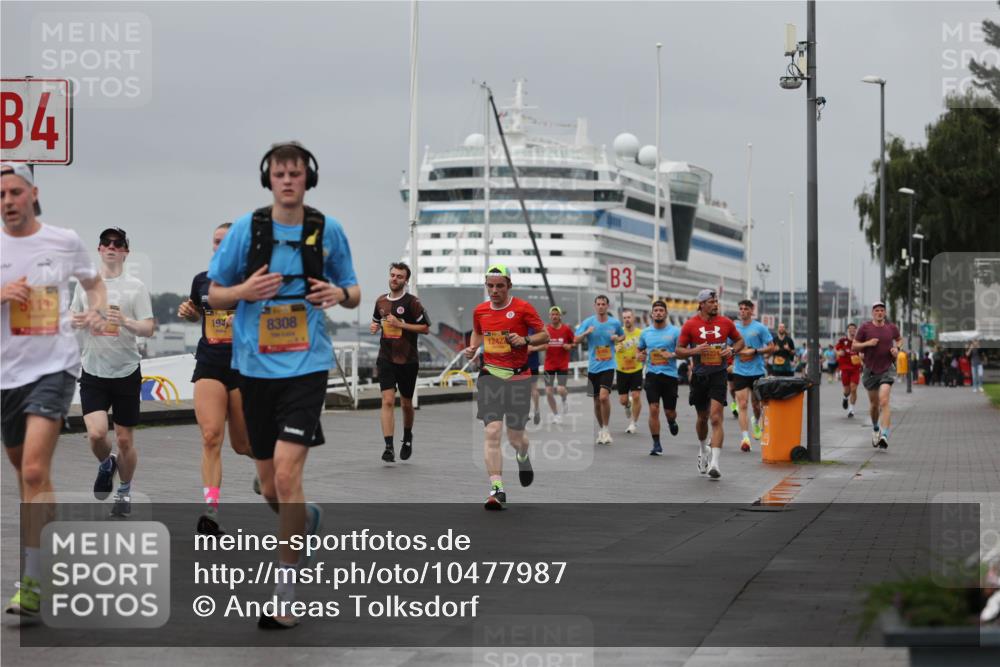 13.09.2026 - Kiel Lauf Andreas Tolksdorf http://msf.ph/oto/10477987 13.09.2026 11:51:05 Kiellinie 4, 194, 8308, 12422, 3 meine-sportfotos.de