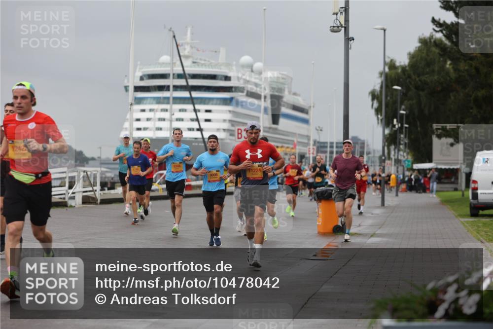 13.09.2026 - Kiel Lauf Andreas Tolksdorf http://msf.ph/oto/10478042 13.09.2026 11:51:08 Kiellinie 1242, 6366, 9006, 11224 meine-sportfotos.de