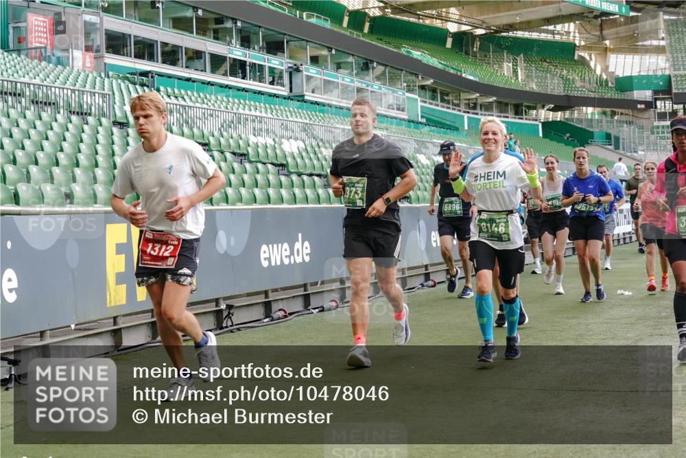 13.09.2026 - 21. swb-Marathon Bremen Michael Burmester http://msf.ph/oto/10478046 13.09.2026 13:17:44 Laufen im Stadion 134, 153, 267, 271, 311, 404, 449, 546, 588, 732, 753, 837, 990, 1057, 1312, 1424, 1425, 1465, 1539, 1790, 1813, 1825, 1844, 1868, 1987, 2056, 2067, 2096, 2123, 2259, 2357, 2358, 2363, 2381, 2389, 2419, 2532, 2550, 2562, 2586, 2601, 2614, 2647, 2655, 2778, 2797, 2821, 2849, 2857, 2880, 2893, 2974, 2984, 2996, 2999, 3096, 3100, 3104, 3146, 3180, 3195, 3210, 3213, 3314, 3337, 3366, 3421, 3431, 3476, 3479, 3501, 3506, 3537, 3548, 3633, 3654, 3740, 4478 meine-sportfotos.de