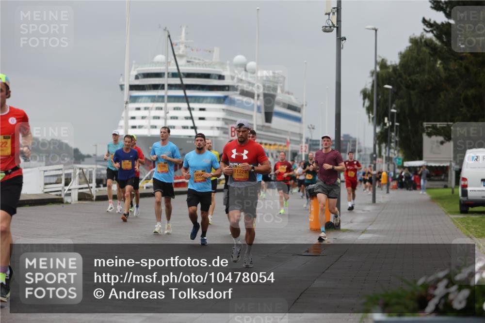13.09.2026 - Kiel Lauf Andreas Tolksdorf http://msf.ph/oto/10478054 13.09.2026 11:51:09 Kiellinie 22, 4, 6366, 11224, 900 meine-sportfotos.de