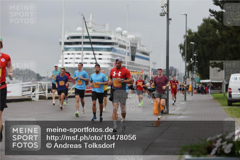 13.09.2026 - Kiel Lauf Andreas Tolksdorf http://msf.ph/oto/10478056 13.09.2026 11:51:09 Kiellinie 5746, 9000, 11224 meine-sportfotos.de