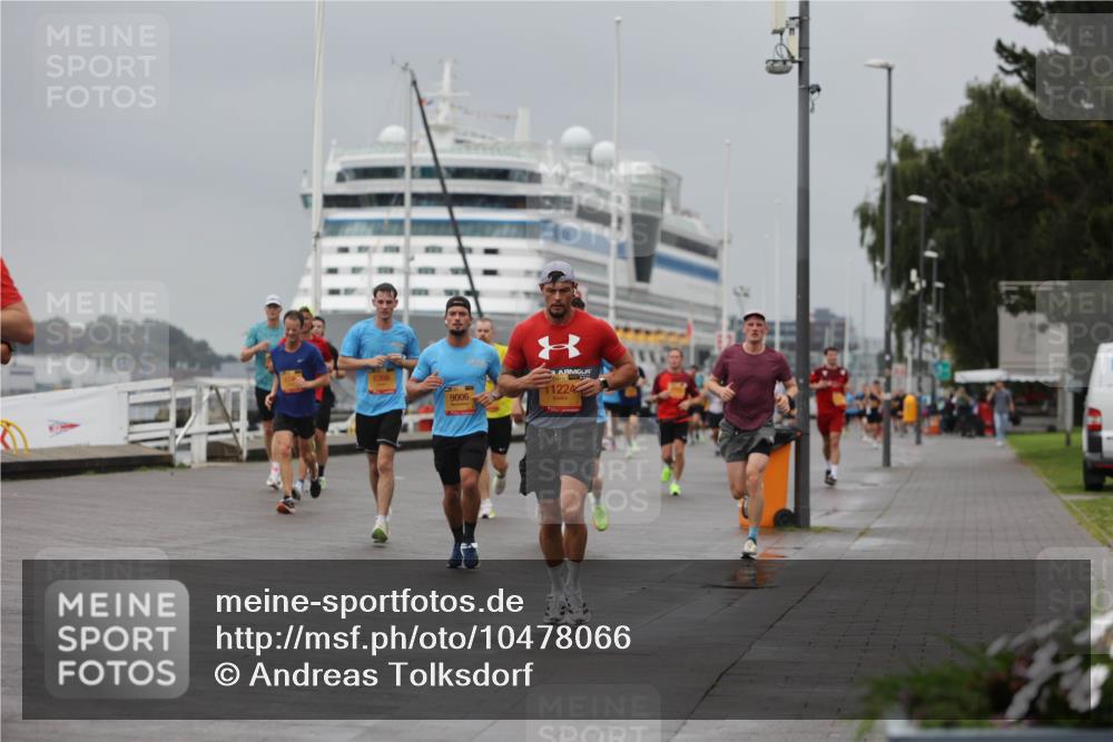 13.09.2026 - Kiel Lauf Andreas Tolksdorf http://msf.ph/oto/10478066 13.09.2026 11:51:09 Kiellinie 6366, 9006, 11224 meine-sportfotos.de