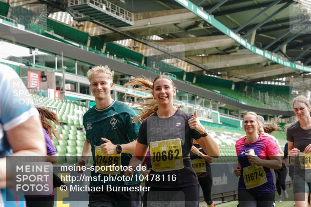 13.09.2026 - 21. swb-Marathon Bremen Michael Burmester http://msf.ph/oto/10478116 13.09.2026 10:40:15 Laufen im Stadion 10135, 10138, 10139, 10155, 10156, 10169, 10204, 10213, 10217, 10229, 10234, 10238, 10279, 10280, 10299, 10313, 10314, 10321, 10354, 10360, 10363, 10364, 10378, 10386, 10404, 10406, 10417, 10424, 10435, 10455, 10457, 10469, 10483, 10484, 10493, 10501, 10505, 10510, 10511, 10545, 10556, 10570, 10576, 10580, 10582, 10586, 10595, 10599, 10609, 10611, 10616, 10619, 10630, 10653, 10660, 10662, 10664, 10686, 10694, 10696, 10712, 10737, 10743, 10751, 10766 meine-sportfotos.de
