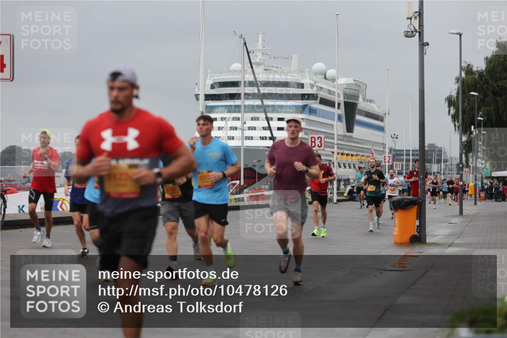 13.09.2026 - Kiel Lauf Andreas Tolksdorf http://msf.ph/oto/10478126 13.09.2026 11:51:12 Kiellinie 3 meine-sportfotos.de