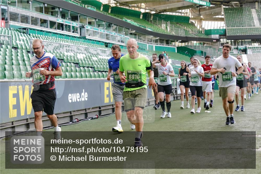 13.09.2026 - 21. swb-Marathon Bremen Michael Burmester http://msf.ph/oto/10478195 13.09.2026 13:17:49 Laufen im Stadion 134, 153, 267, 271, 311, 404, 449, 546, 588, 732, 753, 837, 990, 1057, 1424, 1425, 1465, 1539, 1790, 1813, 1825, 1844, 1868, 1987, 2056, 2067, 2096, 2123, 2137, 2259, 2294, 2357, 2358, 2363, 2381, 2389, 2419, 2453, 2532, 2550, 2562, 2586, 2601, 2614, 2647, 2655, 2778, 2797, 2821, 2849, 2857, 2879, 2880, 2893, 2974, 2984, 2996, 2999, 3096, 3100, 3104, 3146, 3180, 3195, 3210, 3213, 3314, 3337, 3366, 3421, 3431, 3476, 3479, 3501, 3506, 3537, 3548, 3633, 3654, 3740, 4478 meine-sportfotos.de