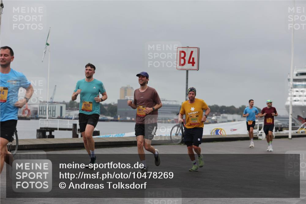 13.09.2026 - Kiel Lauf Andreas Tolksdorf http://msf.ph/oto/10478269 13.09.2026 11:51:33 Kiellinie 14, 7570, 3921, 4, 6043, 4 meine-sportfotos.de