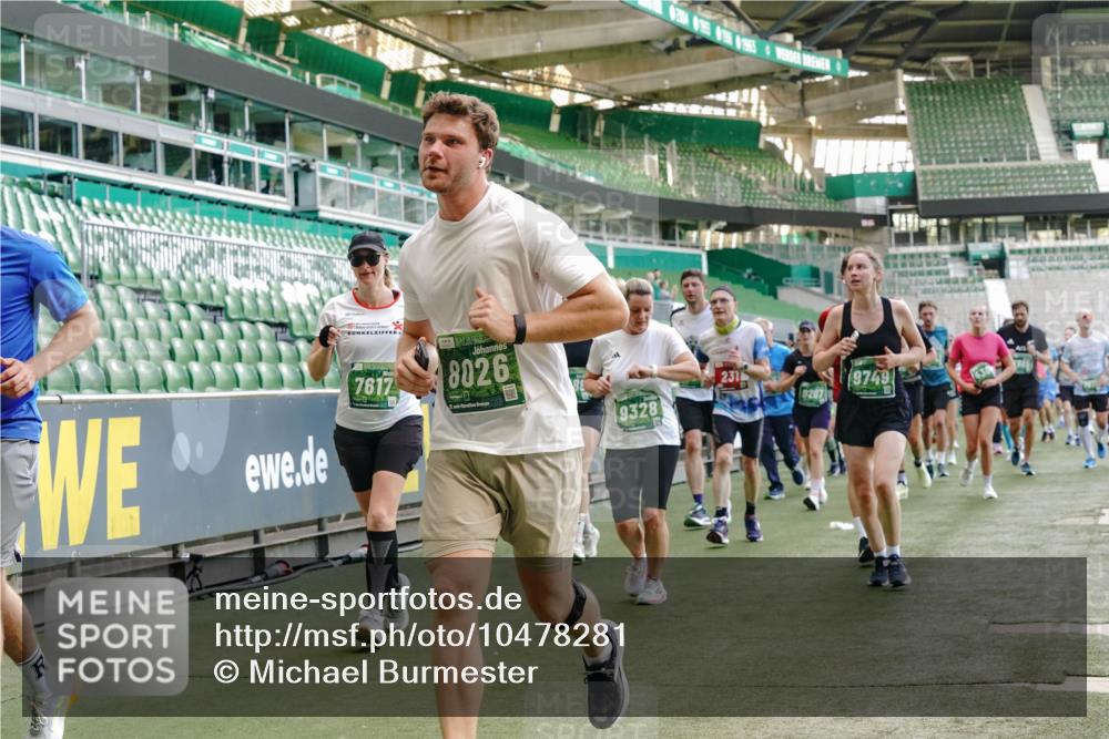13.09.2026 - 21. swb-Marathon Bremen Michael Burmester http://msf.ph/oto/10478281 13.09.2026 13:17:51 Laufen im Stadion 134, 153, 267, 271, 311, 404, 449, 546, 588, 732, 753, 837, 990, 1057, 1424, 1425, 1539, 1790, 1813, 1825, 1844, 1868, 1987, 2056, 2067, 2096, 2123, 2137, 2259, 2294, 2357, 2358, 2363, 2381, 2389, 2419, 2453, 2532, 2550, 2562, 2586, 2601, 2614, 2647, 2655, 2778, 2797, 2821, 2849, 2857, 2879, 2880, 2893, 2984, 2996, 2999, 3096, 3100, 3104, 3146, 3180, 3195, 3210, 3213, 3314, 3337, 3366, 3421, 3431, 3476, 3479, 3501, 3506, 3537, 3548, 3633, 3654, 3740, 4478 meine-sportfotos.de