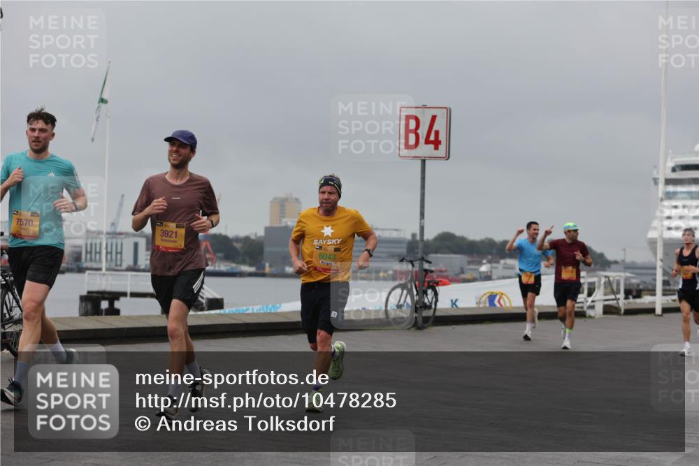 13.09.2026 - Kiel Lauf Andreas Tolksdorf http://msf.ph/oto/10478285 13.09.2026 11:51:34 Kiellinie 1, 39, 7570, 1, 39, 3921, 6043, 4 meine-sportfotos.de