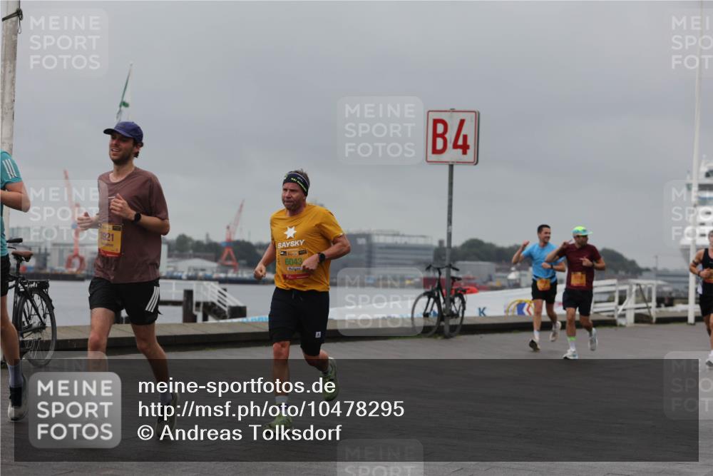 13.09.2026 - Kiel Lauf Andreas Tolksdorf http://msf.ph/oto/10478295 13.09.2026 11:51:34 Kiellinie 16, 3921, 39, 6043, 4 meine-sportfotos.de