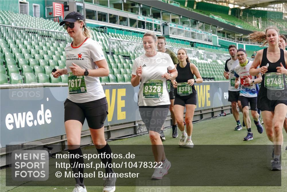 13.09.2026 - 21. swb-Marathon Bremen Michael Burmester http://msf.ph/oto/10478322 13.09.2026 13:17:53 Laufen im Stadion 134, 153, 267, 271, 311, 404, 449, 546, 588, 732, 753, 837, 990, 1057, 1424, 1425, 1539, 1790, 1813, 1825, 1844, 1868, 1987, 2056, 2067, 2096, 2123, 2137, 2259, 2294, 2357, 2358, 2363, 2381, 2389, 2419, 2453, 2532, 2550, 2562, 2586, 2601, 2614, 2647, 2655, 2797, 2821, 2849, 2857, 2879, 2880, 2893, 2984, 2996, 2999, 3096, 3100, 3104, 3146, 3180, 3195, 3210, 3213, 3314, 3337, 3366, 3421, 3431, 3476, 3479, 3501, 3506, 3537, 3548, 3633, 3654, 3740, 3879, 4478 meine-sportfotos.de