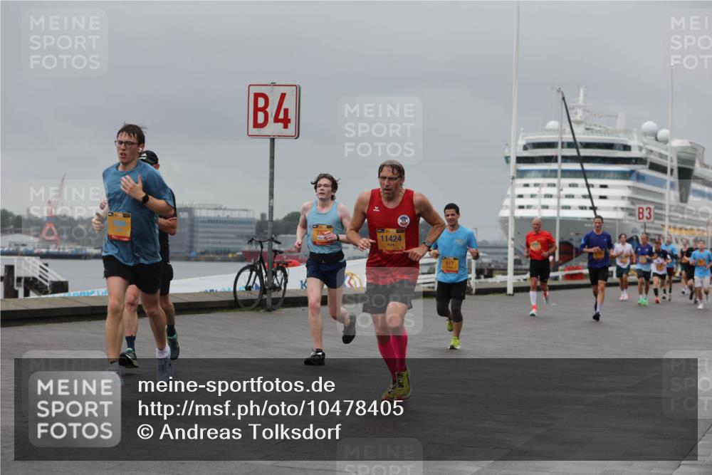 13.09.2026 - Kiel Lauf Andreas Tolksdorf http://msf.ph/oto/10478405 13.09.2026 11:51:44 Kiellinie 4, 11424, 817, 3 meine-sportfotos.de