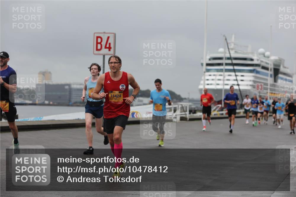 13.09.2026 - Kiel Lauf Andreas Tolksdorf http://msf.ph/oto/10478412 13.09.2026 11:51:45 Kiellinie 4, 39, 38, 11424 meine-sportfotos.de