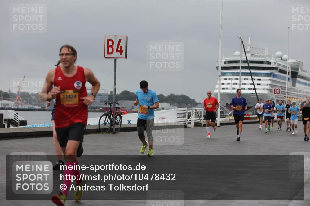 13.09.2026 - Kiel Lauf Andreas Tolksdorf http://msf.ph/oto/10478432 13.09.2026 11:51:46 Kiellinie 11424, 4, 3 meine-sportfotos.de