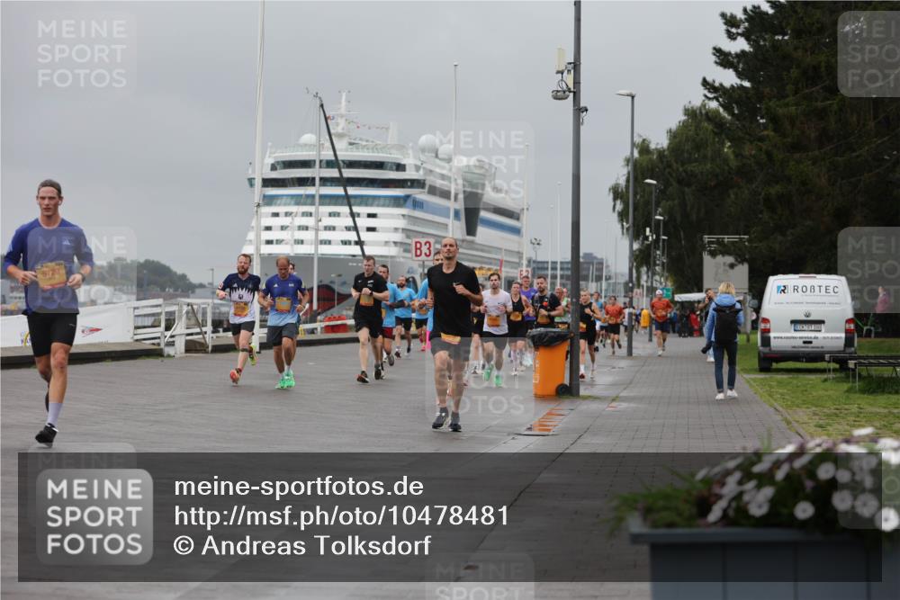 13.09.2026 - Kiel Lauf Andreas Tolksdorf http://msf.ph/oto/10478481 13.09.2026 11:51:50 Kiellinie 5720, 3, 100, 123472 meine-sportfotos.de