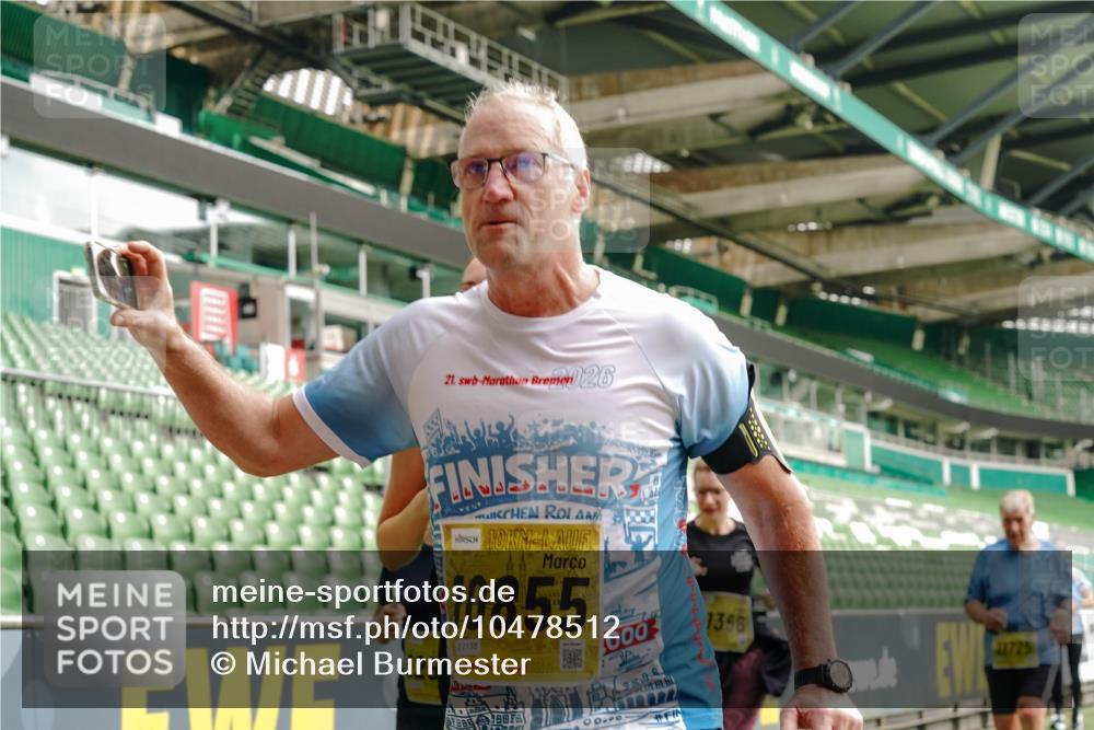 13.09.2026 - 21. swb-Marathon Bremen Michael Burmester http://msf.ph/oto/10478512 13.09.2026 10:40:27 Laufen im Stadion 10135, 10138, 10139, 10155, 10156, 10169, 10204, 10213, 10217, 10229, 10234, 10279, 10280, 10299, 10313, 10314, 10321, 10354, 10363, 10364, 10378, 10386, 10399, 10404, 10406, 10417, 10419, 10424, 10435, 10455, 10483, 10484, 10493, 10501, 10505, 10510, 10511, 10527, 10545, 10556, 10570, 10576, 10580, 10582, 10586, 10599, 10609, 10611, 10616, 10619, 10644, 10653, 10660, 10662, 10664, 10686, 10694, 10696, 10706, 10712, 10737, 10743, 10751, 10766, 10768 meine-sportfotos.de