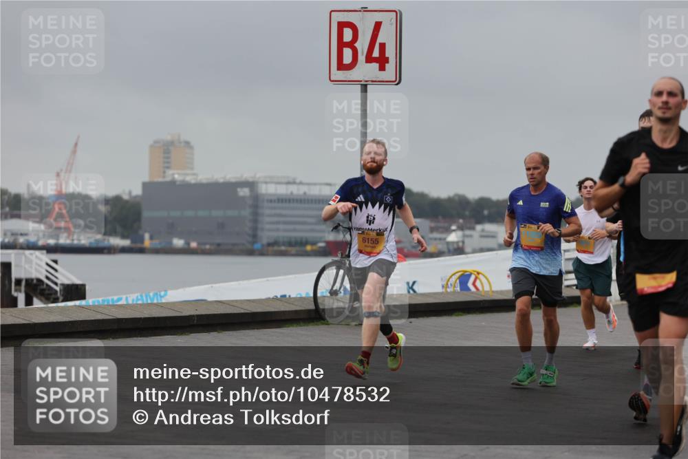 13.09.2026 - Kiel Lauf Andreas Tolksdorf http://msf.ph/oto/10478532 13.09.2026 11:51:54 Kiellinie 4, 6155 meine-sportfotos.de