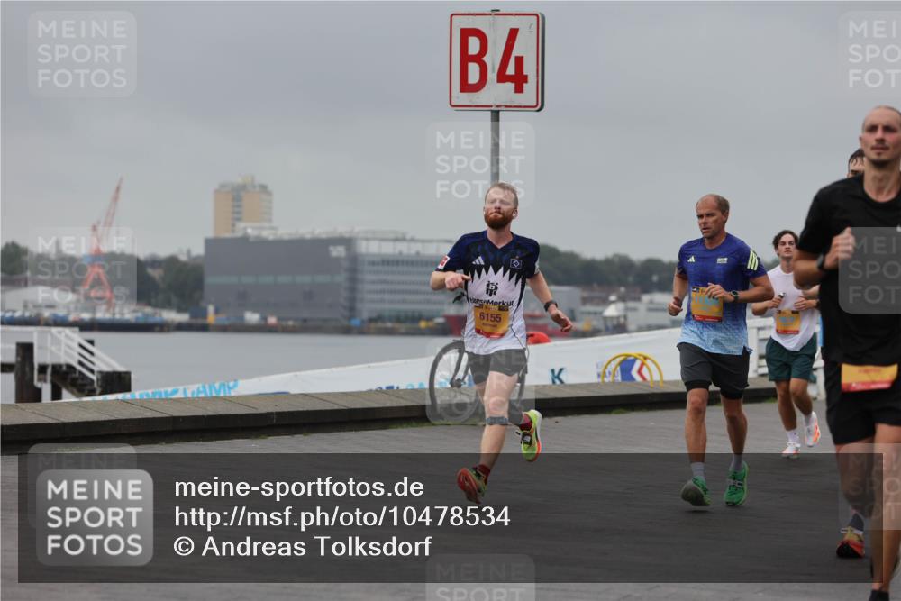 13.09.2026 - Kiel Lauf Andreas Tolksdorf http://msf.ph/oto/10478534 13.09.2026 11:51:54 Kiellinie 4, 6155 meine-sportfotos.de