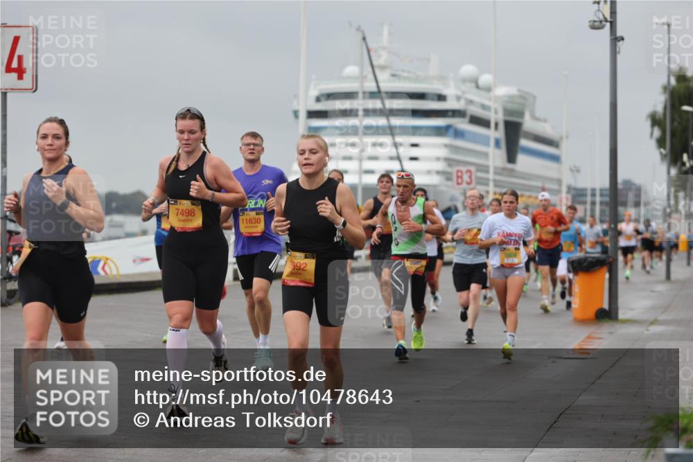 13.09.2026 - Kiel Lauf Andreas Tolksdorf http://msf.ph/oto/10478643 13.09.2026 11:52:01 Kiellinie 4, 1384, 7498, 11630, 3692, 3685, 83 meine-sportfotos.de