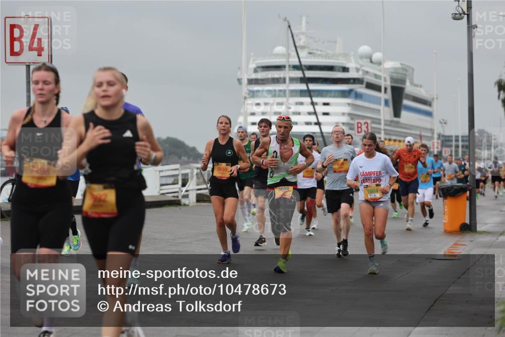 13.09.2026 - Kiel Lauf Andreas Tolksdorf http://msf.ph/oto/10478673 13.09.2026 11:52:02 Kiellinie 4, 7498, 92, 8659, 3685, 3, 7804, 11794 meine-sportfotos.de