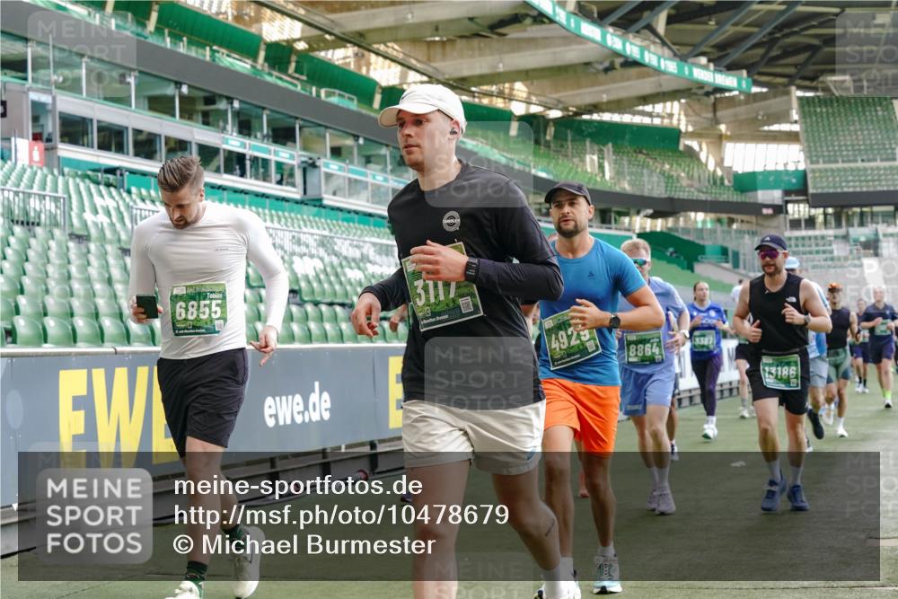 13.09.2026 - 21. swb-Marathon Bremen Michael Burmester http://msf.ph/oto/10478679 13.09.2026 13:18:04 Laufen im Stadion 134, 267, 271, 311, 404, 449, 486, 546, 588, 732, 753, 837, 921, 1057, 1424, 1425, 1431, 1765, 1790, 1813, 1825, 1844, 1868, 1987, 2056, 2067, 2096, 2123, 2137, 2294, 2357, 2358, 2381, 2389, 2419, 2453, 2532, 2550, 2562, 2586, 2601, 2614, 2647, 2655, 2797, 2821, 2849, 2857, 2879, 2880, 2893, 2944, 2984, 2999, 3096, 3100, 3104, 3146, 3180, 3195, 3210, 3213, 3285, 3314, 3337, 3366, 3421, 3431, 3476, 3479, 3506, 3537, 3548, 3619, 3633, 3654, 3740, 3879, 4478 meine-sportfotos.de