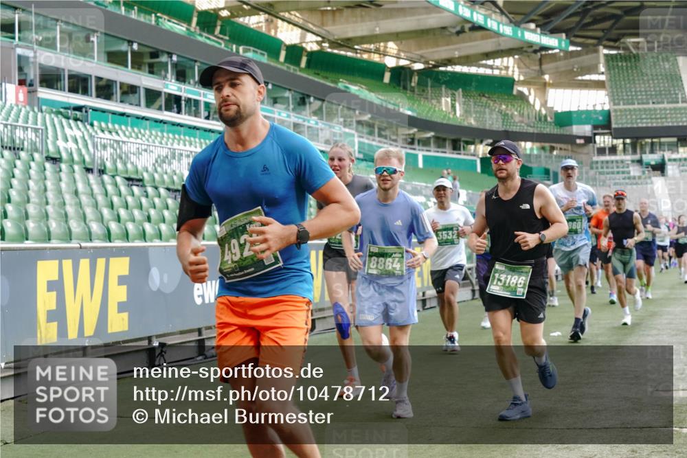 13.09.2026 - 21. swb-Marathon Bremen Michael Burmester http://msf.ph/oto/10478712 13.09.2026 13:18:05 Laufen im Stadion 134, 267, 271, 311, 404, 449, 486, 546, 588, 732, 753, 837, 921, 1057, 1424, 1425, 1431, 1765, 1790, 1813, 1825, 1844, 1868, 1987, 2056, 2067, 2096, 2123, 2137, 2294, 2357, 2358, 2381, 2389, 2419, 2453, 2532, 2550, 2562, 2586, 2601, 2614, 2647, 2655, 2797, 2821, 2849, 2857, 2879, 2880, 2893, 2944, 2984, 2999, 3096, 3100, 3104, 3146, 3180, 3195, 3210, 3213, 3285, 3314, 3337, 3366, 3421, 3431, 3476, 3479, 3506, 3537, 3548, 3619, 3633, 3654, 3740, 3879, 4478 meine-sportfotos.de