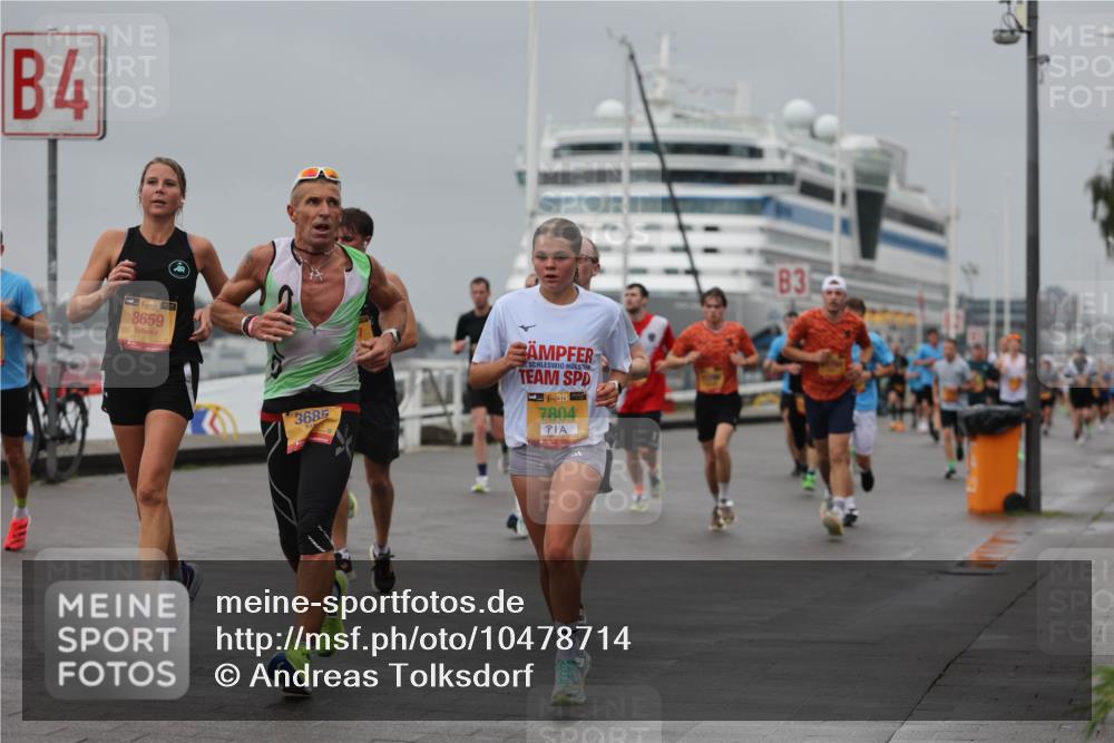 13.09.2026 - Kiel Lauf Andreas Tolksdorf http://msf.ph/oto/10478714 13.09.2026 11:52:04 Kiellinie 4, 38, 8659, 3685, 81, 7804, 3 meine-sportfotos.de