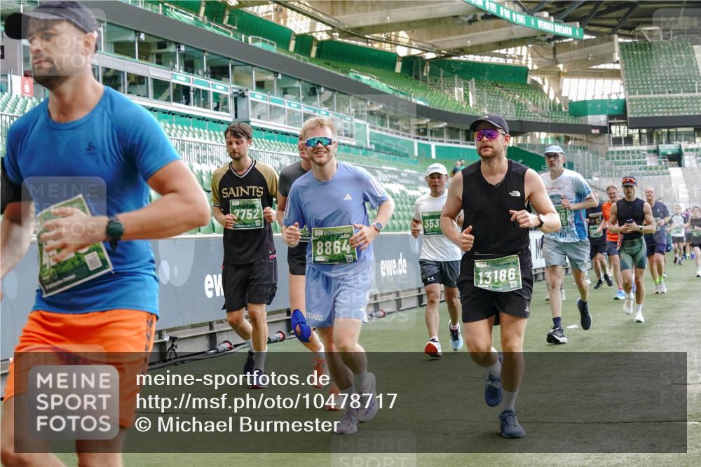 13.09.2026 - 21. swb-Marathon Bremen Michael Burmester http://msf.ph/oto/10478717 13.09.2026 13:18:06 Laufen im Stadion 134, 267, 271, 311, 404, 449, 486, 546, 588, 732, 753, 837, 921, 1057, 1424, 1425, 1431, 1765, 1790, 1813, 1825, 1844, 1868, 1987, 2056, 2067, 2096, 2123, 2137, 2294, 2357, 2358, 2381, 2389, 2419, 2453, 2532, 2550, 2562, 2586, 2601, 2614, 2647, 2655, 2797, 2821, 2849, 2857, 2879, 2880, 2893, 2944, 2984, 2999, 3096, 3100, 3104, 3146, 3180, 3195, 3210, 3213, 3285, 3314, 3337, 3366, 3421, 3431, 3476, 3479, 3506, 3537, 3548, 3619, 3633, 3654, 3740, 3879, 4478 meine-sportfotos.de
