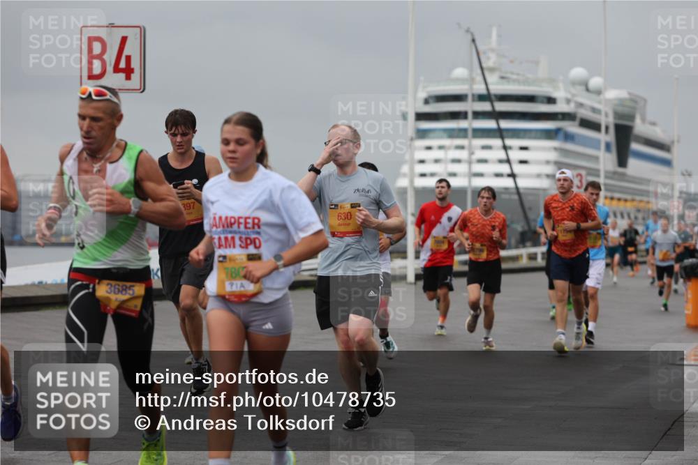 13.09.2026 - Kiel Lauf Andreas Tolksdorf http://msf.ph/oto/10478735 13.09.2026 11:52:05 Kiellinie 4, 3685, 397, 7801, 630 meine-sportfotos.de