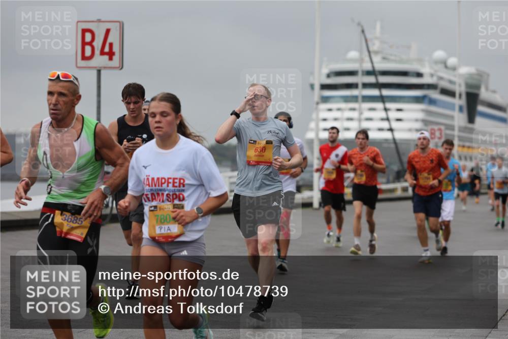 13.09.2026 - Kiel Lauf Andreas Tolksdorf http://msf.ph/oto/10478739 13.09.2026 11:52:05 Kiellinie 4, 3685, 1, 39, 780, 630, 83 meine-sportfotos.de