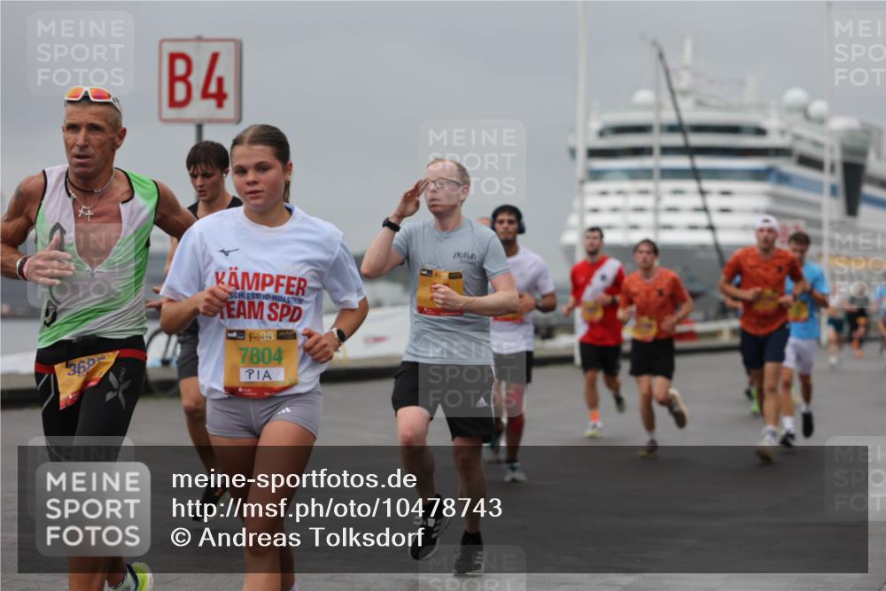 13.09.2026 - Kiel Lauf Andreas Tolksdorf http://msf.ph/oto/10478743 13.09.2026 11:52:06 Kiellinie 4, 360, 38, 7804 meine-sportfotos.de