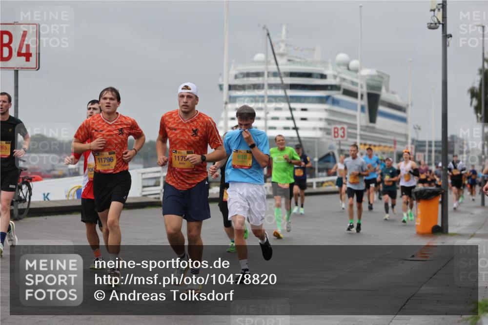 13.09.2026 - Kiel Lauf Andreas Tolksdorf http://msf.ph/oto/10478820 13.09.2026 11:52:09 Kiellinie 4, 265, 700, 39, 11796, 38, 1179, 38, 618, 3 meine-sportfotos.de