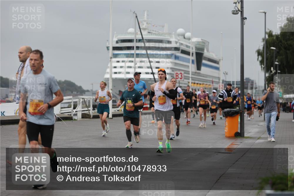 13.09.2026 - Kiel Lauf Andreas Tolksdorf http://msf.ph/oto/10478933 13.09.2026 11:52:16 Kiellinie 2025, 20, 3 meine-sportfotos.de