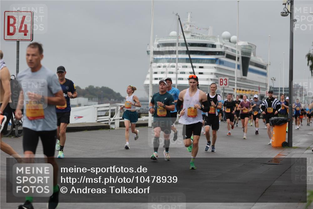 13.09.2026 - Kiel Lauf Andreas Tolksdorf http://msf.ph/oto/10478939 13.09.2026 11:52:16 Kiellinie 4, 1130, 4978, 250, 3, 2974 meine-sportfotos.de