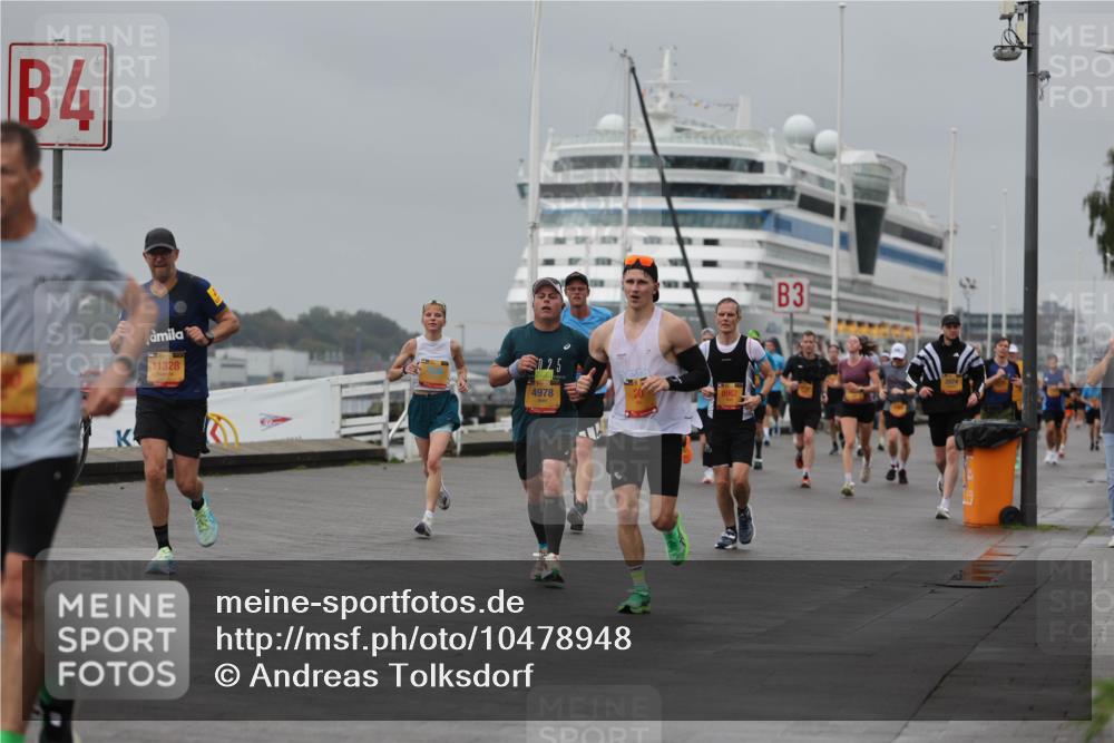 13.09.2026 - Kiel Lauf Andreas Tolksdorf http://msf.ph/oto/10478948 13.09.2026 11:52:16 Kiellinie 4, 11328, 25, 4978, 8962, 3, 2974 meine-sportfotos.de