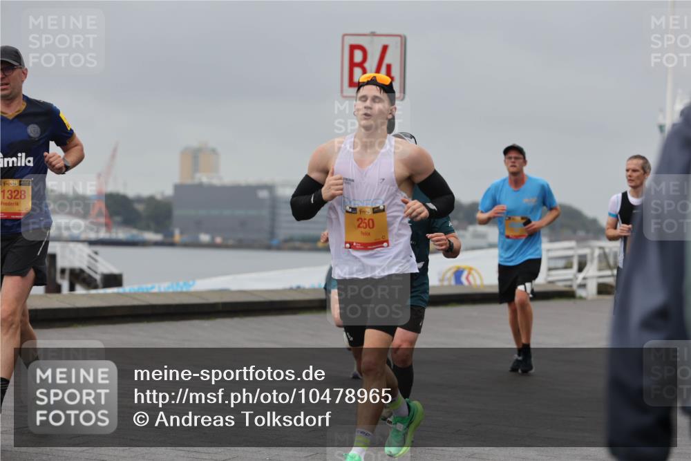 13.09.2026 - Kiel Lauf Andreas Tolksdorf http://msf.ph/oto/10478965 13.09.2026 11:52:19 Kiellinie 38, 1328, 250 meine-sportfotos.de