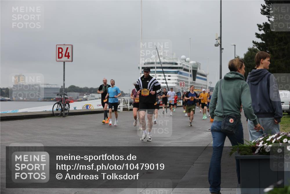 13.09.2026 - Kiel Lauf Andreas Tolksdorf http://msf.ph/oto/10479019 13.09.2026 11:52:23 Kiellinie 4, 2974, 2374, 3 meine-sportfotos.de