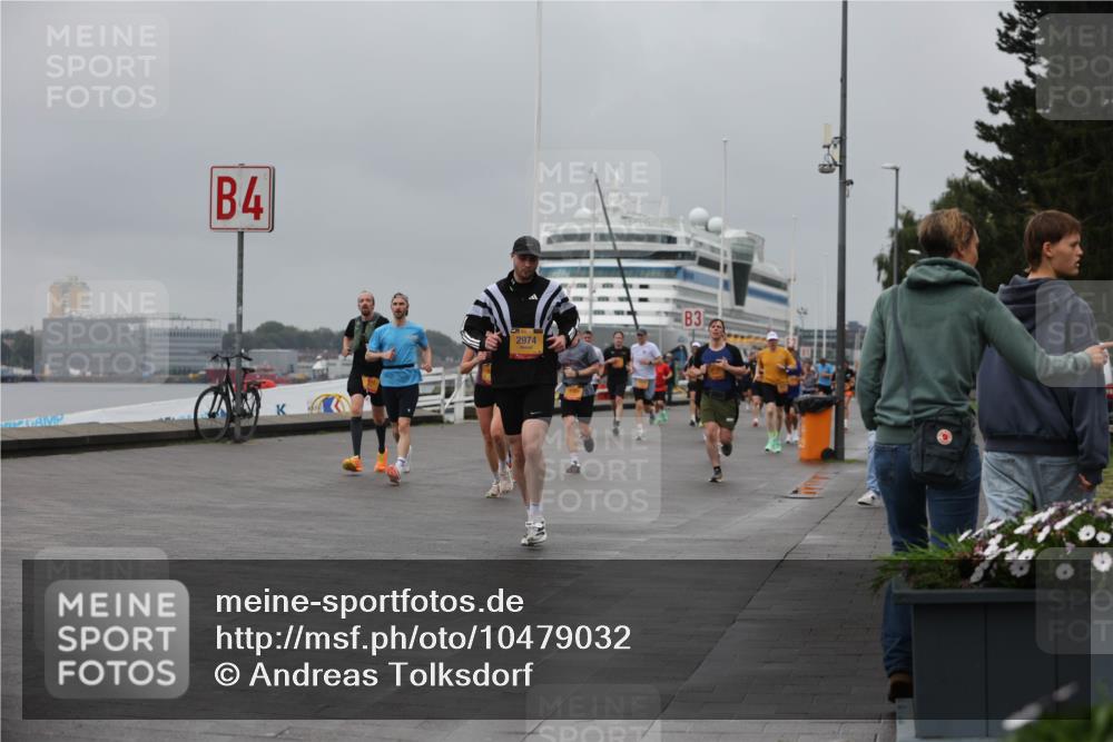 13.09.2026 - Kiel Lauf Andreas Tolksdorf http://msf.ph/oto/10479032 13.09.2026 11:52:23 Kiellinie 4, 2974, 3 meine-sportfotos.de