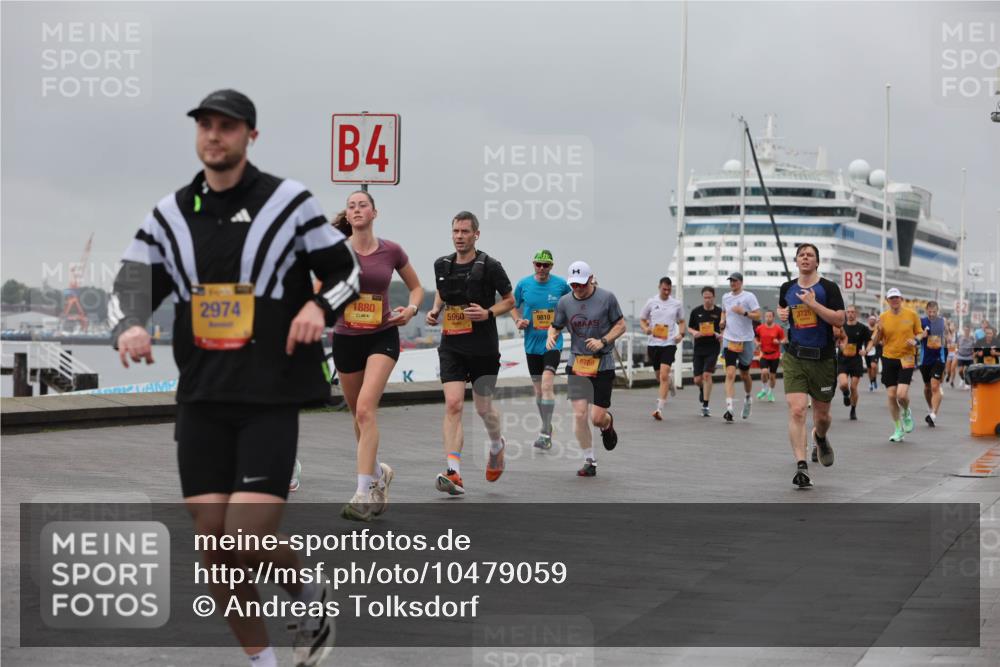 13.09.2026 - Kiel Lauf Andreas Tolksdorf http://msf.ph/oto/10479059 13.09.2026 11:52:26 Kiellinie 2974, 4, 1880, 5960, 9810, 3725, 6789, 3 meine-sportfotos.de