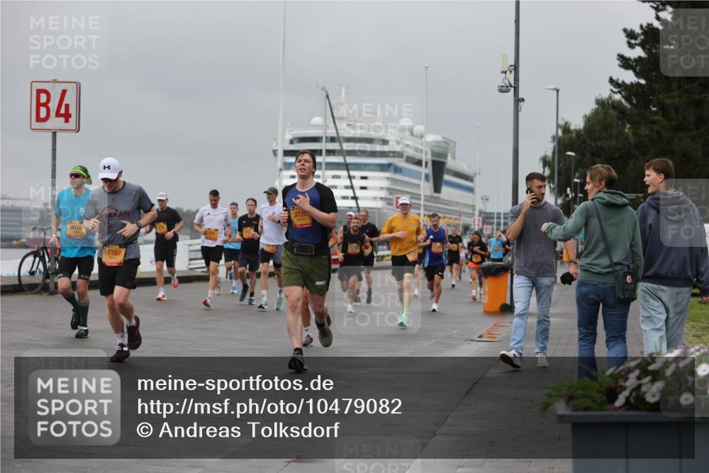 13.09.2026 - Kiel Lauf Andreas Tolksdorf http://msf.ph/oto/10479082 13.09.2026 11:52:27 Kiellinie 4, 9810, 6789, 3725 meine-sportfotos.de