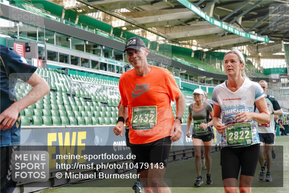 13.09.2026 - 21. swb-Marathon Bremen Michael Burmester http://msf.ph/oto/10479143 13.09.2026 13:18:24 Laufen im Stadion 311, 404, 449, 486, 546, 588, 732, 753, 837, 921, 1057, 1424, 1425, 1431, 1506, 1765, 1790, 1813, 1844, 1868, 2056, 2067, 2096, 2123, 2137, 2224, 2294, 2357, 2358, 2389, 2419, 2453, 2532, 2550, 2557, 2563, 2586, 2601, 2614, 2622, 2647, 2655, 2786, 2845, 2849, 2857, 2879, 2880, 2893, 2944, 2983, 2984, 2999, 3046, 3072, 3096, 3100, 3104, 3146, 3180, 3189, 3195, 3198, 3210, 3285, 3287, 3314, 3337, 3421, 3431, 3476, 3479, 3506, 3537, 3548, 3619, 3633, 3654, 3740, 3879, 4478 meine-sportfotos.de